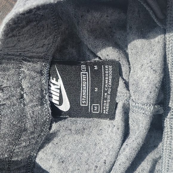 Nike Cropped Jogger Pockets - Picture 2 of 2